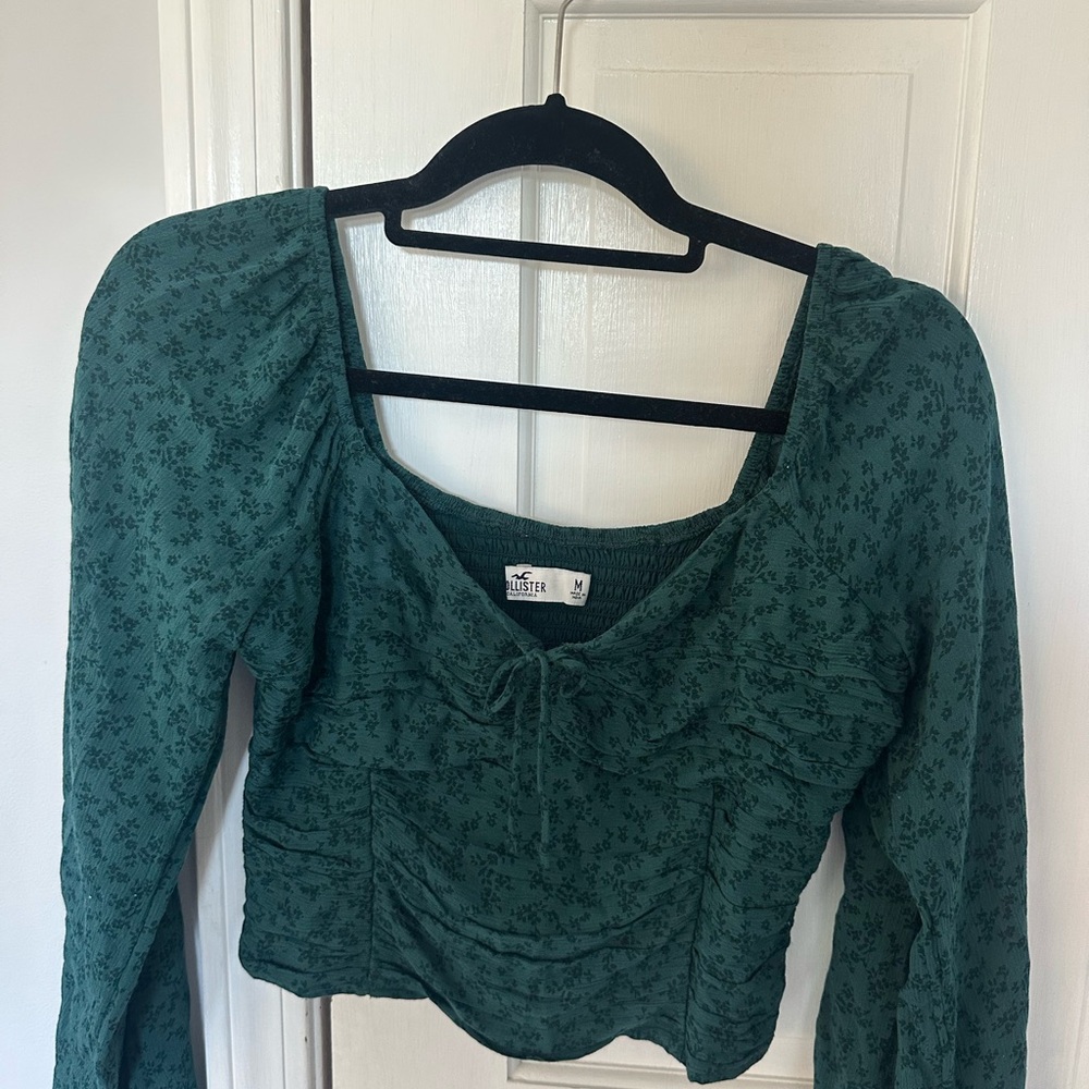 Hollister Dark Green Floral Blouse